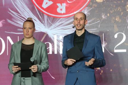 ONA ali ON 40 FOTO LJUBO VUKELIČ